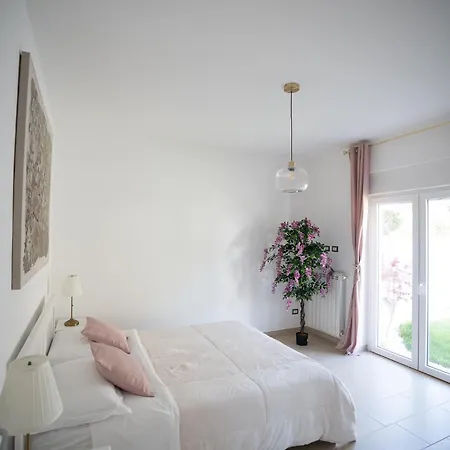 Airport Noa Modern Home Fiumicino Room photo